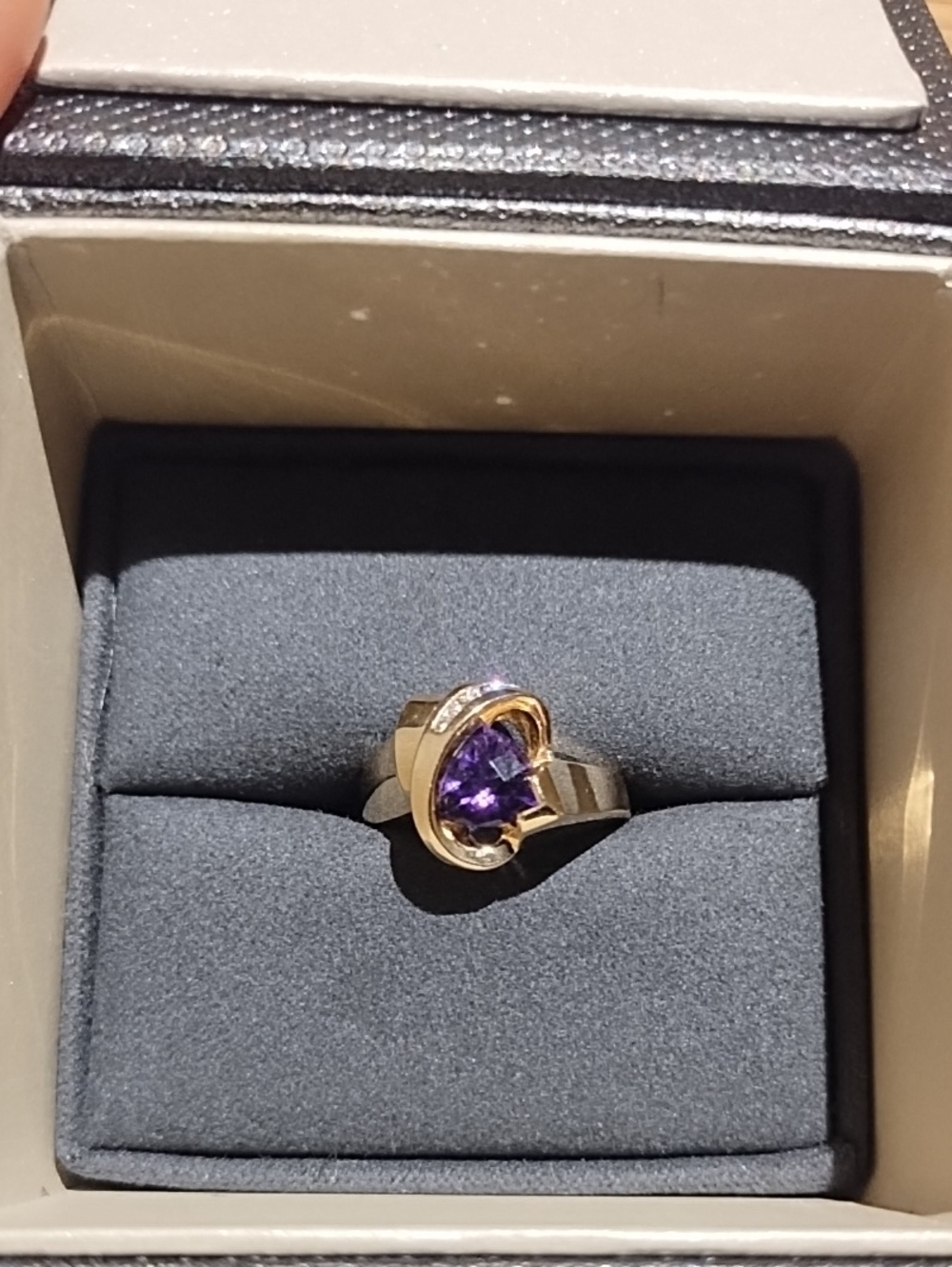 14kt gold ring